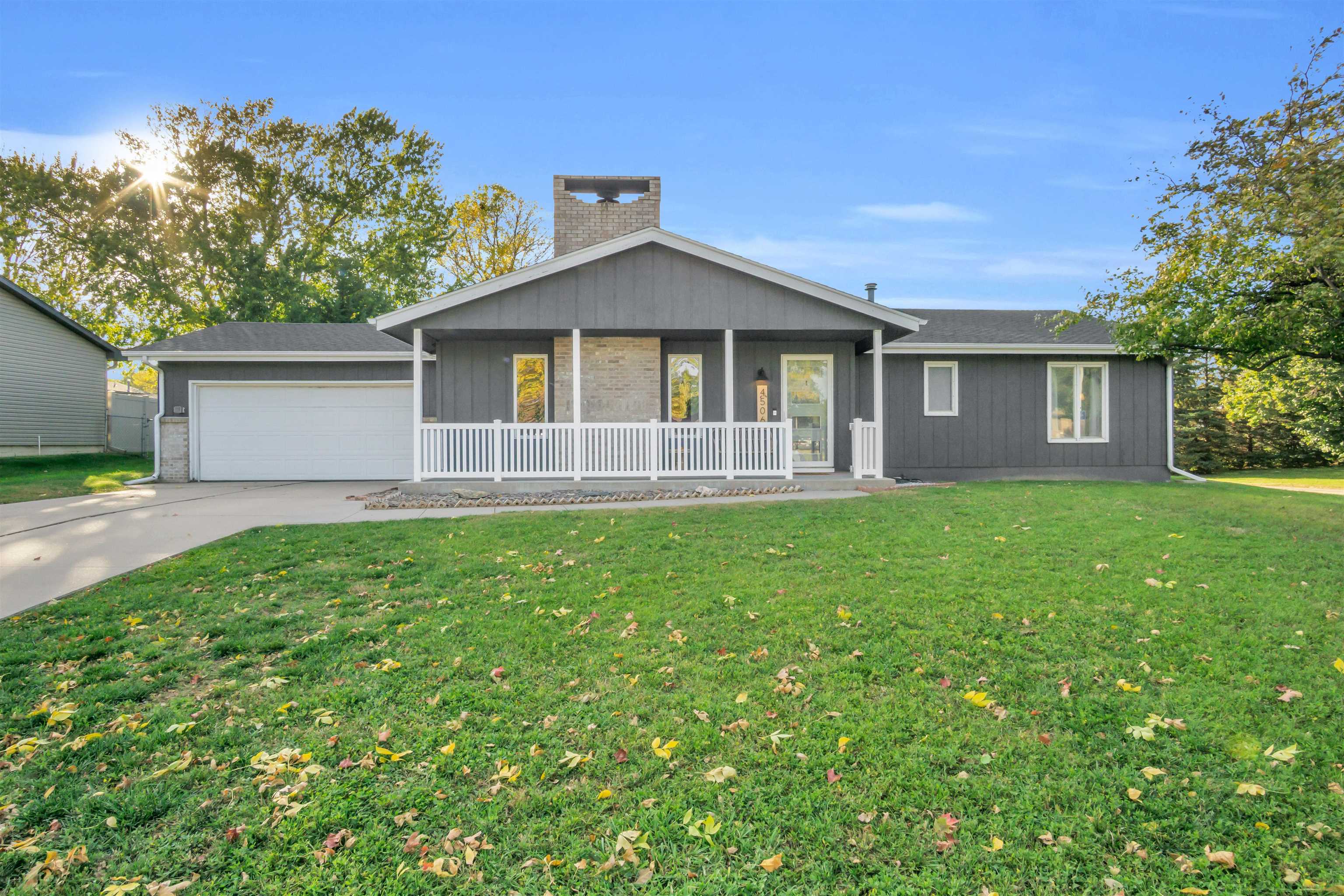 4506 Pony Express Road, Kearney, Nebraska 68847, 3 Bedroom Bedrooms, ,2 BathroomBathrooms,Residential,for Sale,4506 Pony Express Road,20261536