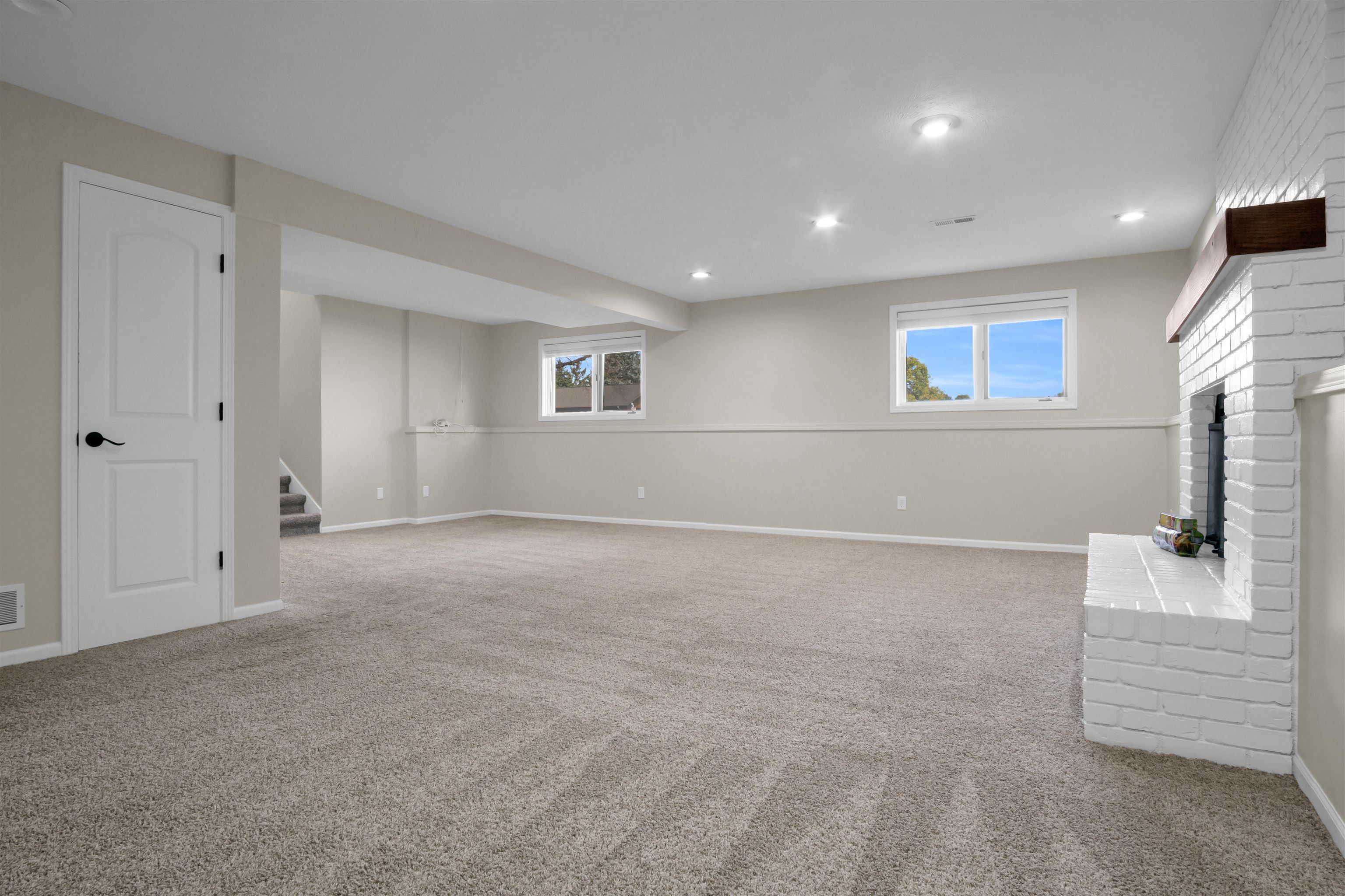 719 E 48th Street, Kearney, Nebraska 68847, 5 Bedroom Bedrooms, ,3 BathroomBathrooms,Residential,for Sale,719 E 48th Street,20261542