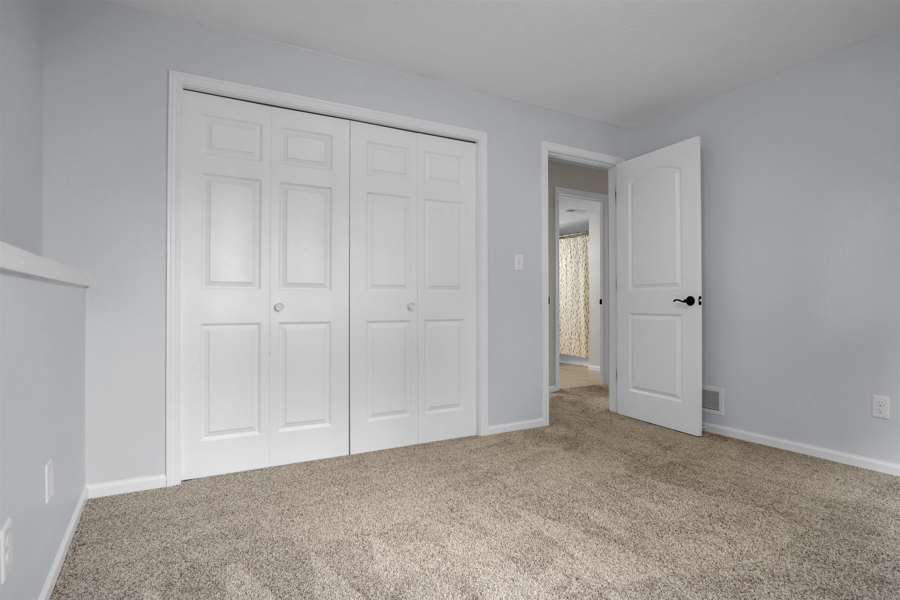 719 E 48th Street, Kearney, Nebraska 68847, 5 Bedroom Bedrooms, ,3 BathroomBathrooms,Residential,for Sale,719 E 48th Street,20261542