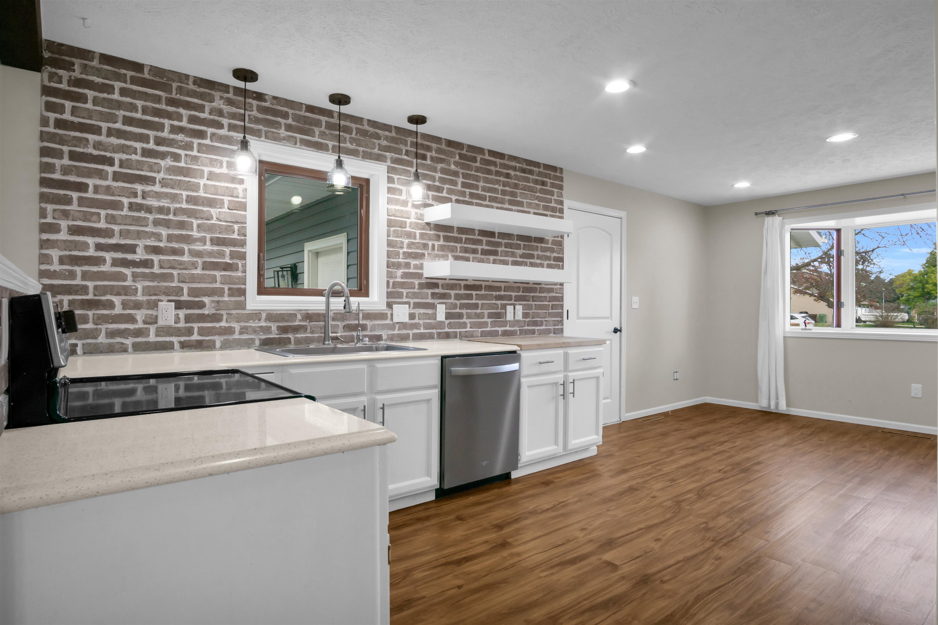 719 E 48th Street, Kearney, Nebraska 68847, 5 Bedroom Bedrooms, ,3 BathroomBathrooms,Residential,for Sale,719 E 48th Street,20261542