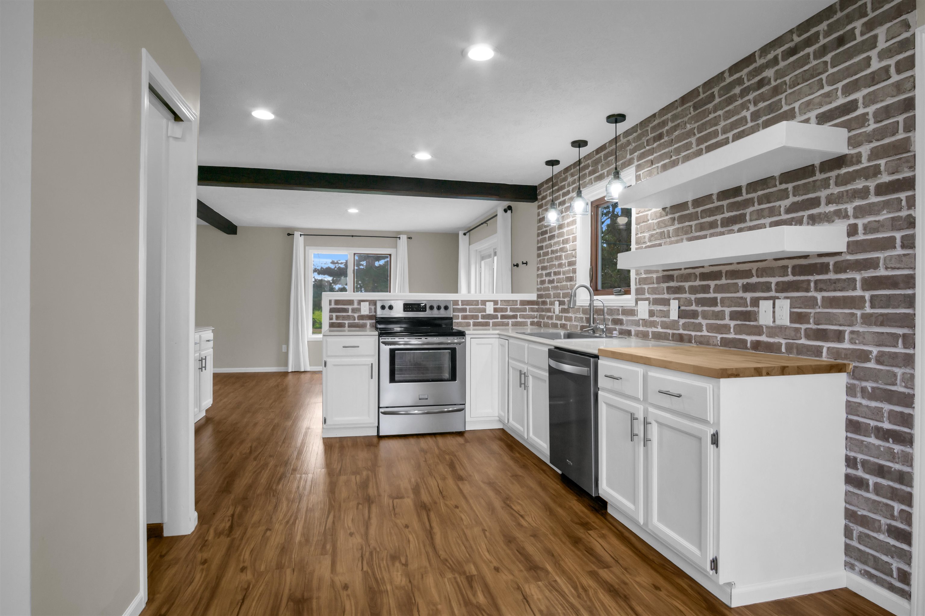 719 E 48th Street, Kearney, Nebraska 68847, 5 Bedroom Bedrooms, ,3 BathroomBathrooms,Residential,for Sale,719 E 48th Street,20261542