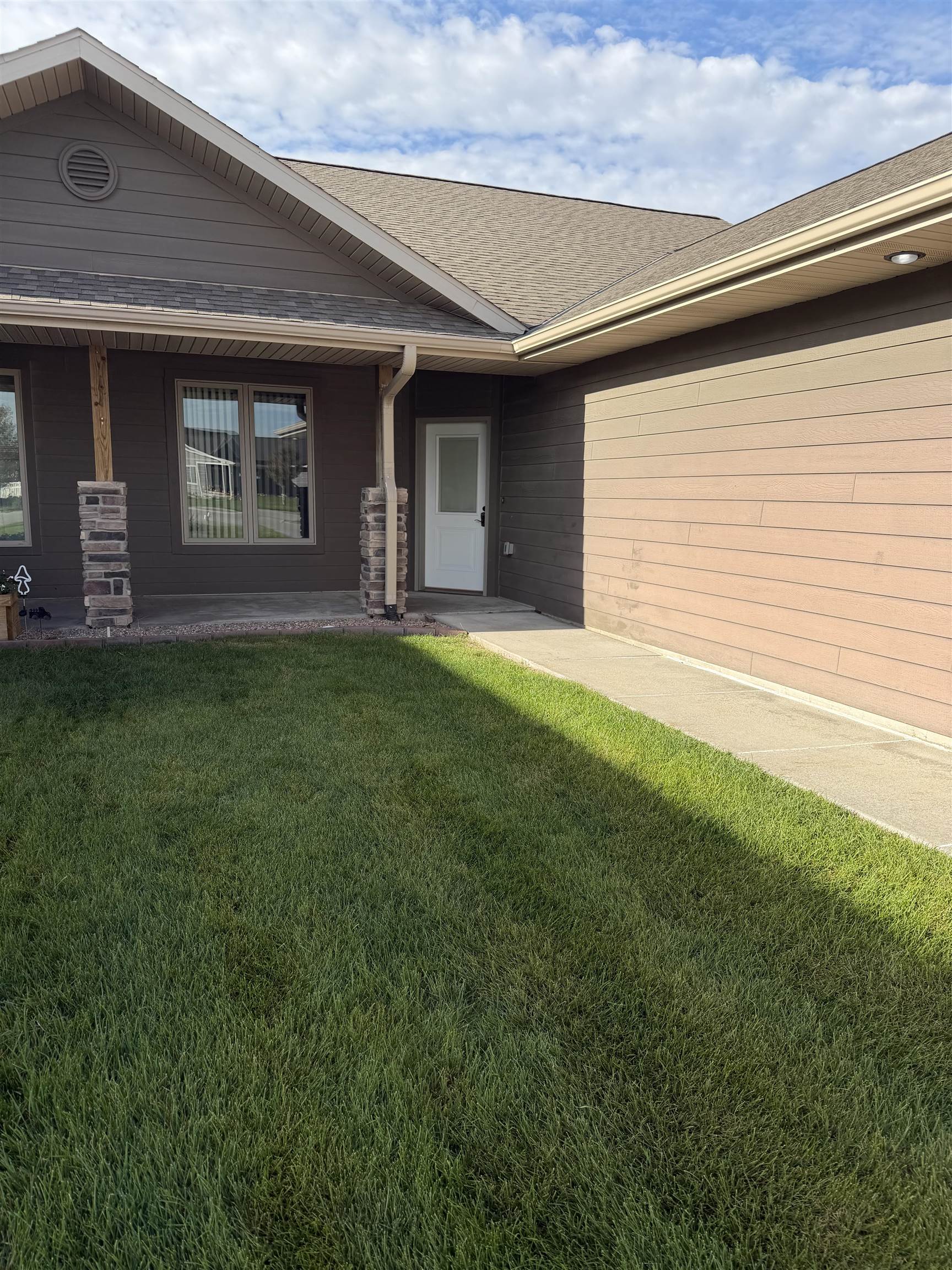 6624 L Avenue Place, Kearney, Nebraska 68847-0000, 2 Bedroom Bedrooms, ,2 BathroomBathrooms,Residential,for Sale,6624 L Avenue Place,20261544
