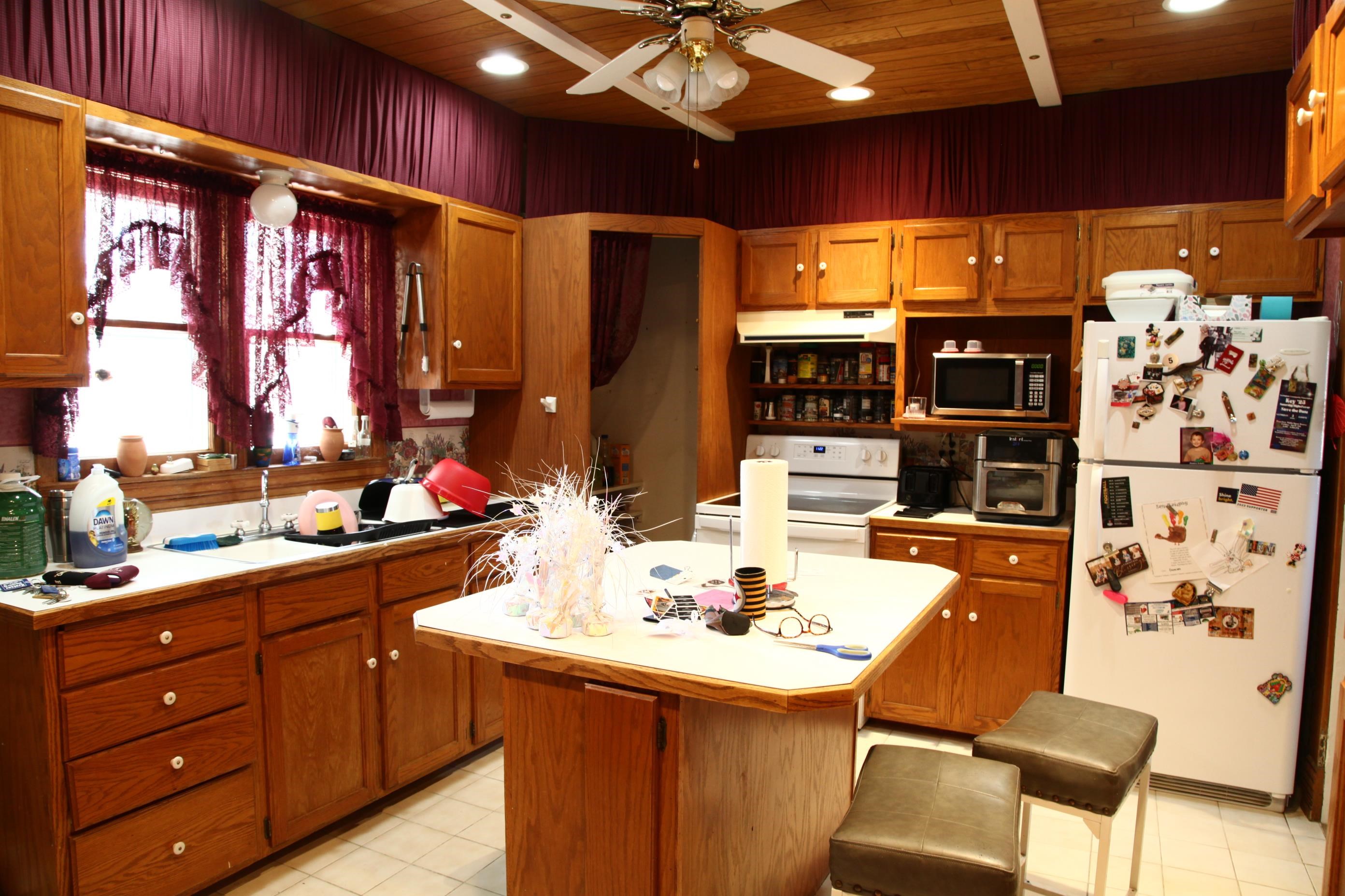 43550 RD 761, LEXINGTON, Nebraska 68850-0000, 3 Bedroom Bedrooms, ,3 BathroomBathrooms,Residential,for Sale,43550 RD 761,20261546