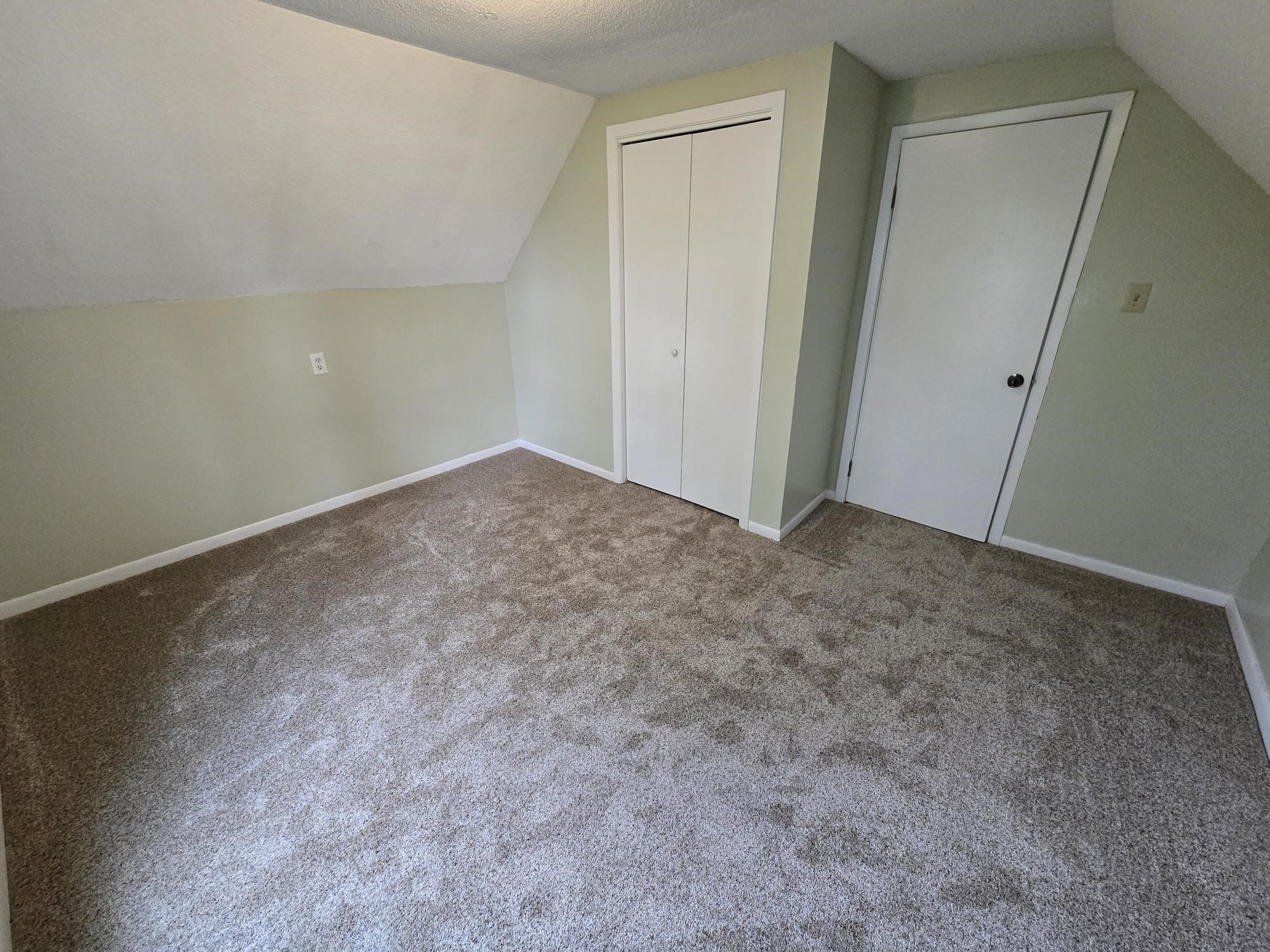 614 E 2nd Street, Shelton, Nebraska 68876, 4 Bedroom Bedrooms, ,1 BathroomBathrooms,Residential,for Sale,614 E 2nd Street,20261552