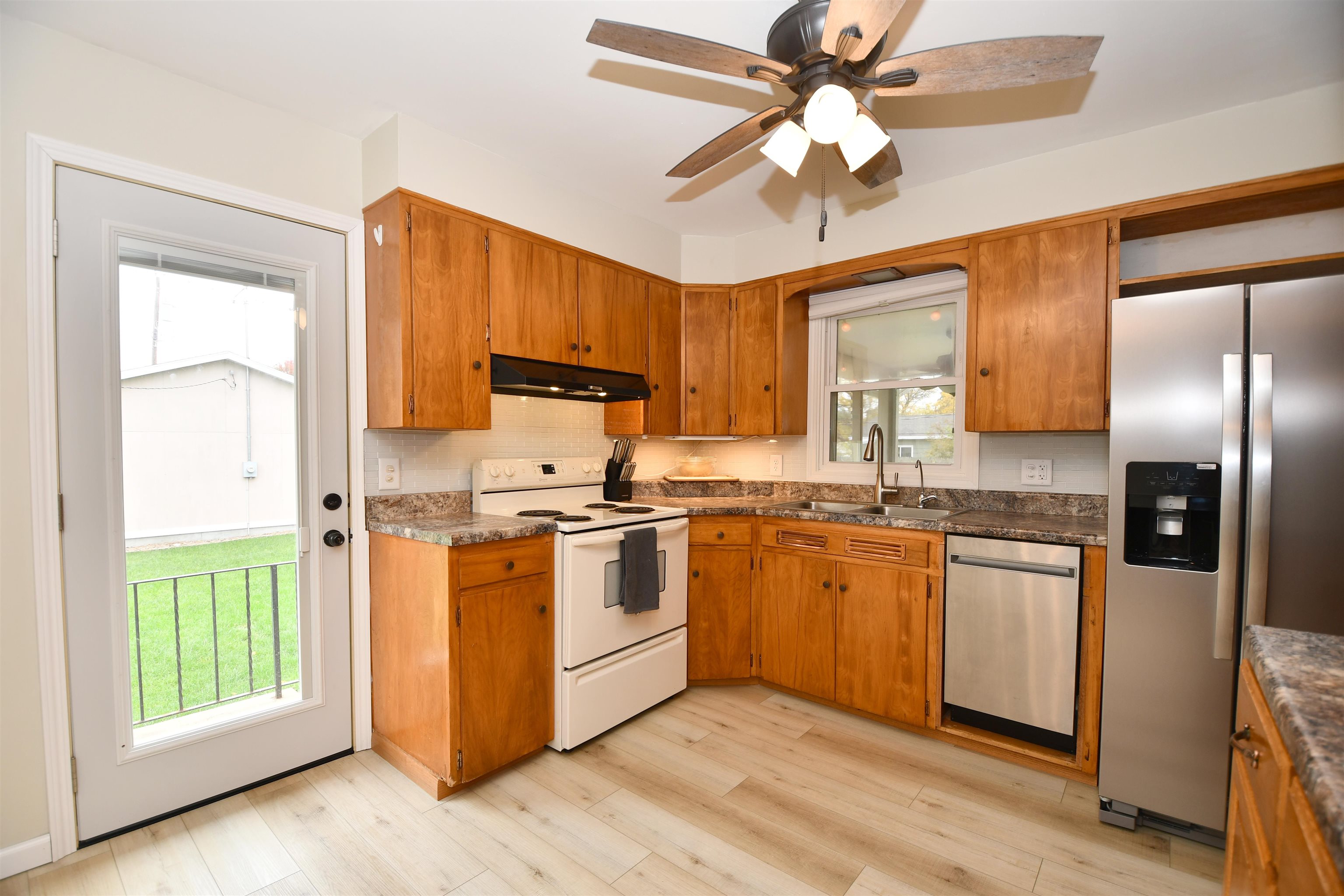 1415 4th Avenue, Kearney, Nebraska 68845-000, 3 Bedroom Bedrooms, ,2 BathroomBathrooms,Residential,for Sale,1415 4th Avenue,20261555