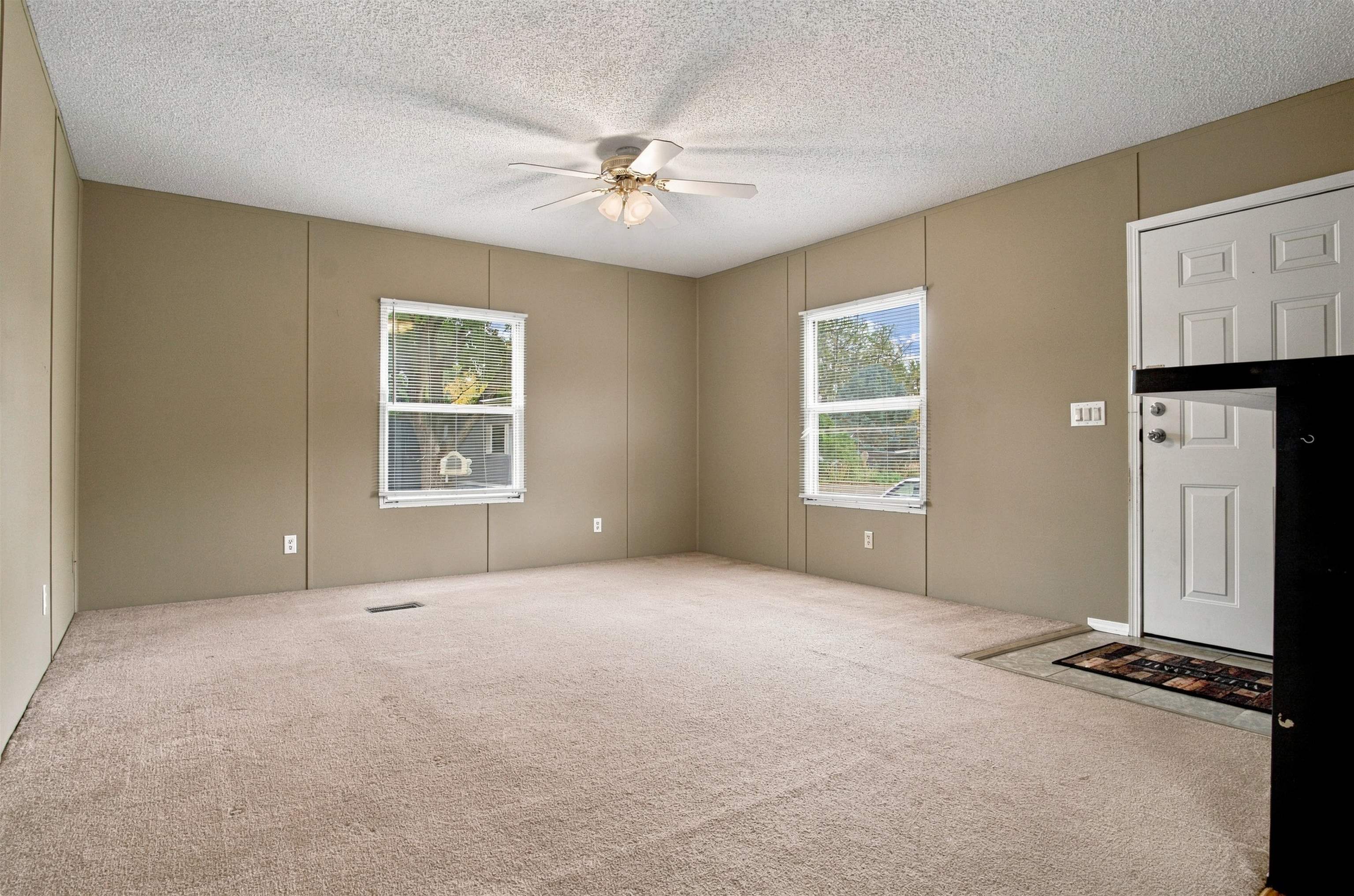 2900 Grand Avenue #335, Kearney, Nebraska 68847, 3 Bedroom Bedrooms, ,2 BathroomBathrooms,Residential,for Sale,2900 Grand Avenue #335,20261557