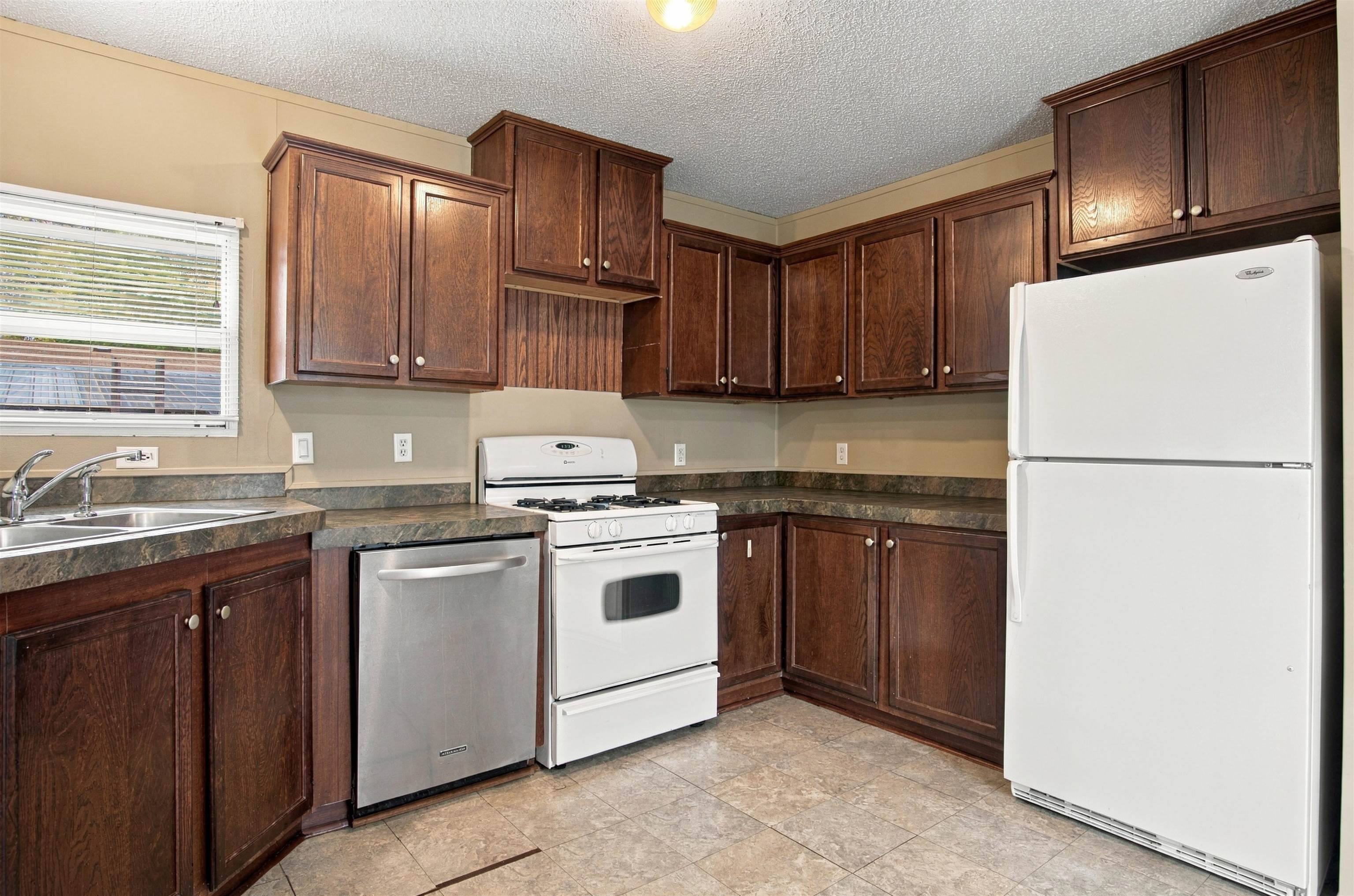 2900 Grand Avenue #335, Kearney, Nebraska 68847, 3 Bedroom Bedrooms, ,2 BathroomBathrooms,Residential,for Sale,2900 Grand Avenue #335,20261557