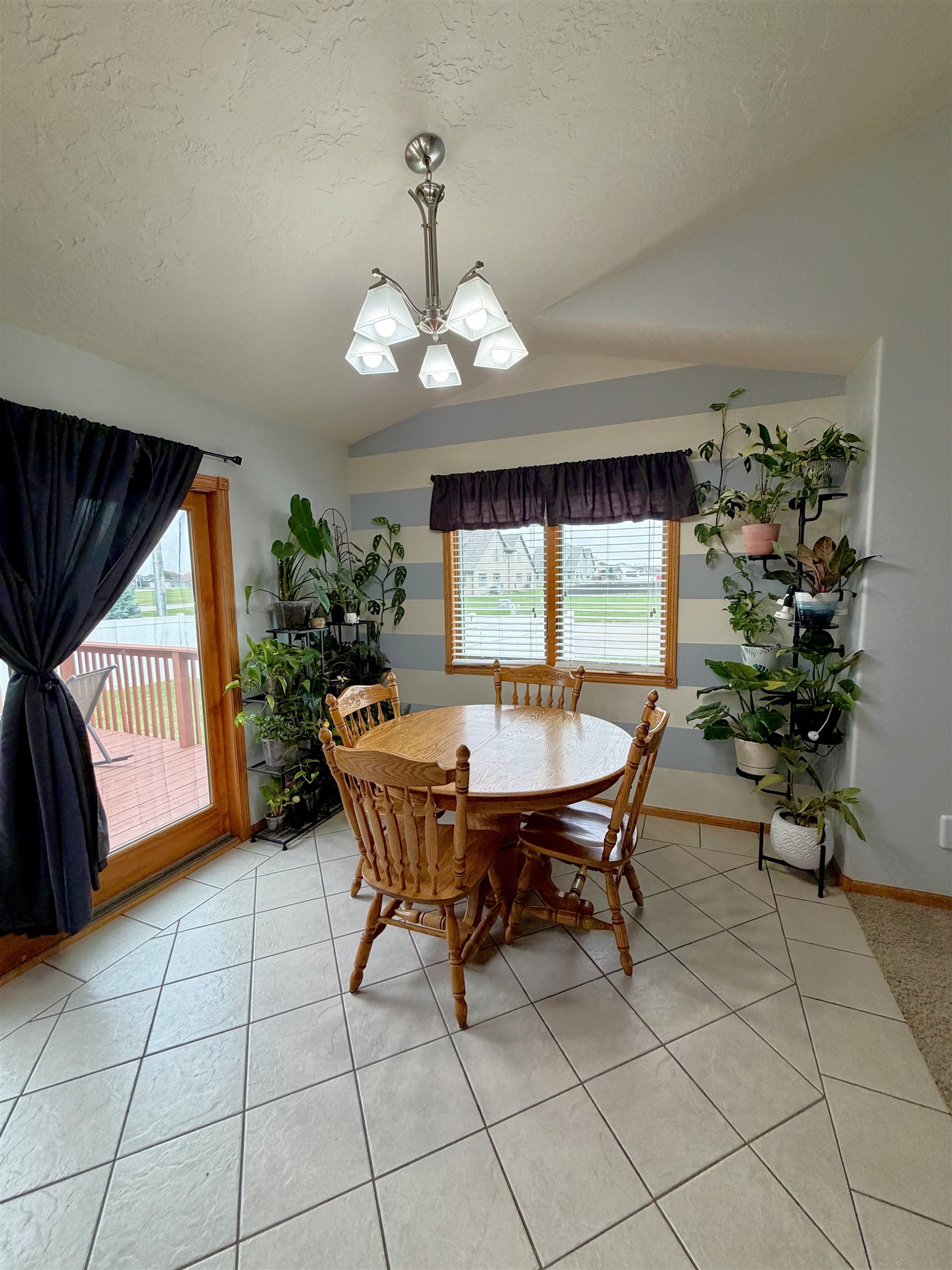 1103 17th Avenue, Kearney, Nebraska 68845, 5 Bedroom Bedrooms, ,2 BathroomBathrooms,Residential,for Sale,1103 17th Avenue,20261560