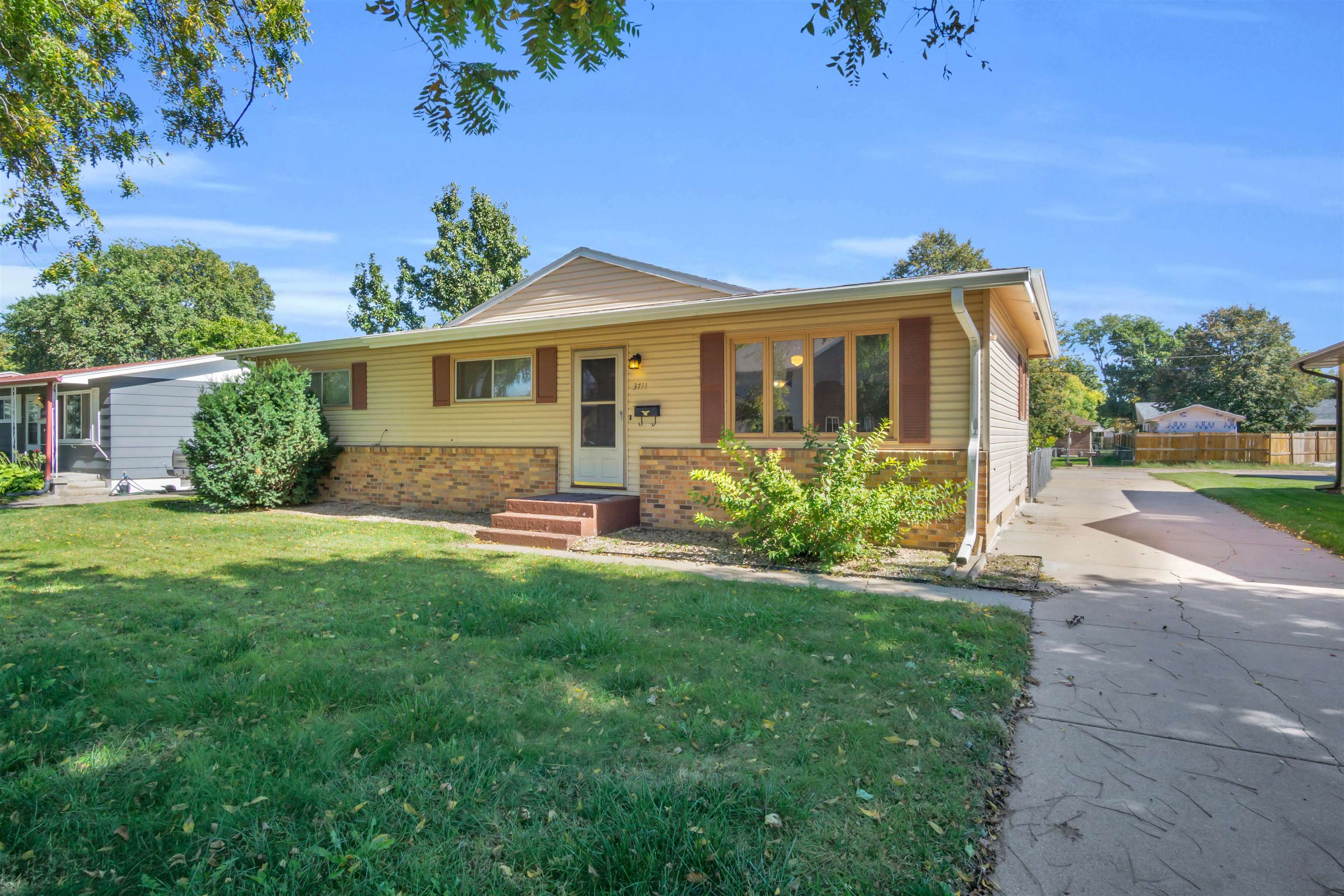 3711 I Avenue, Kearney, Nebraska 68847, 3 Bedroom Bedrooms, ,3 BathroomBathrooms,Residential,for Sale,3711 I Avenue,20261563