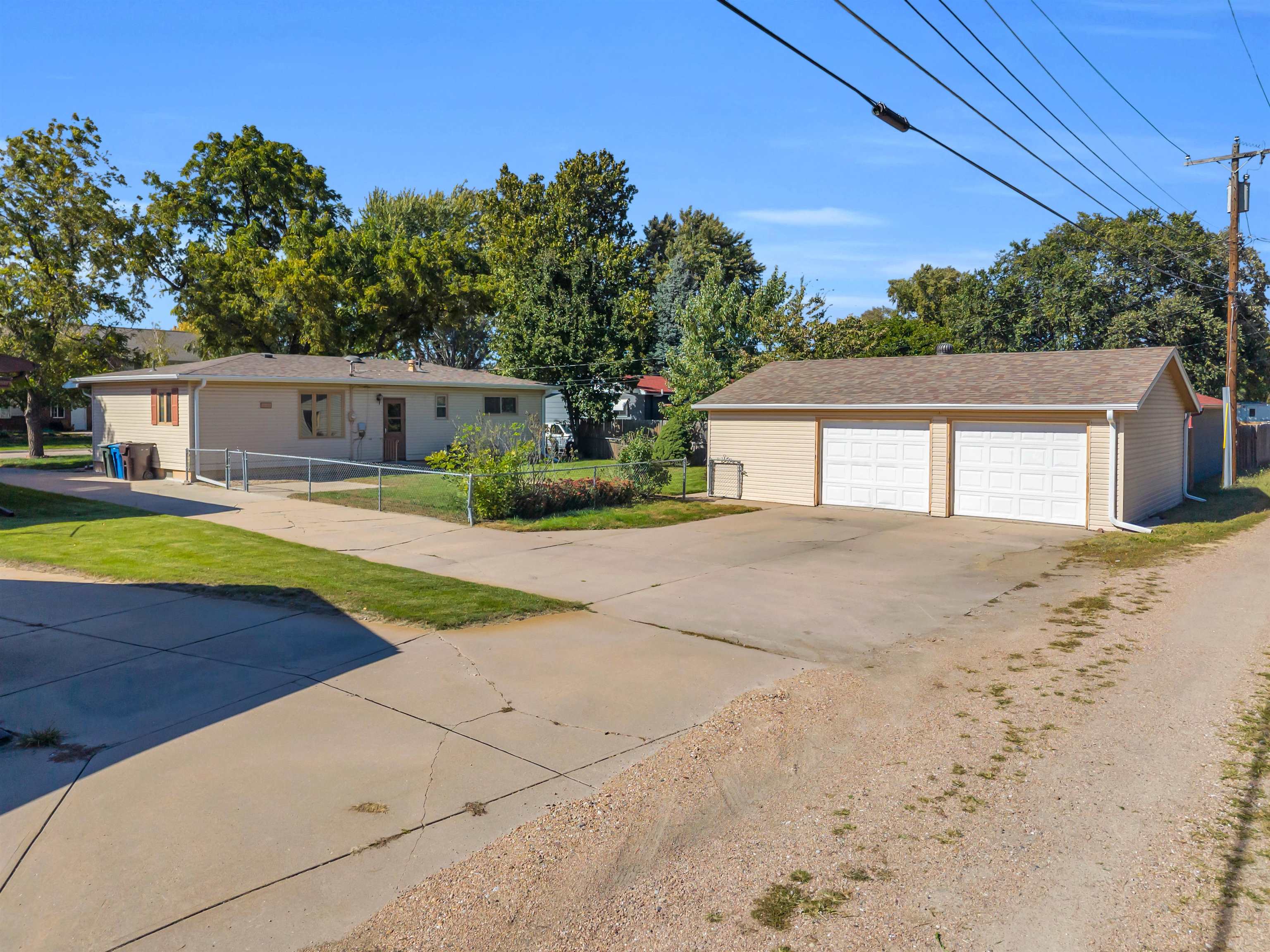 3711 I Avenue, Kearney, Nebraska 68847, 3 Bedroom Bedrooms, ,3 BathroomBathrooms,Residential,for Sale,3711 I Avenue,20261563