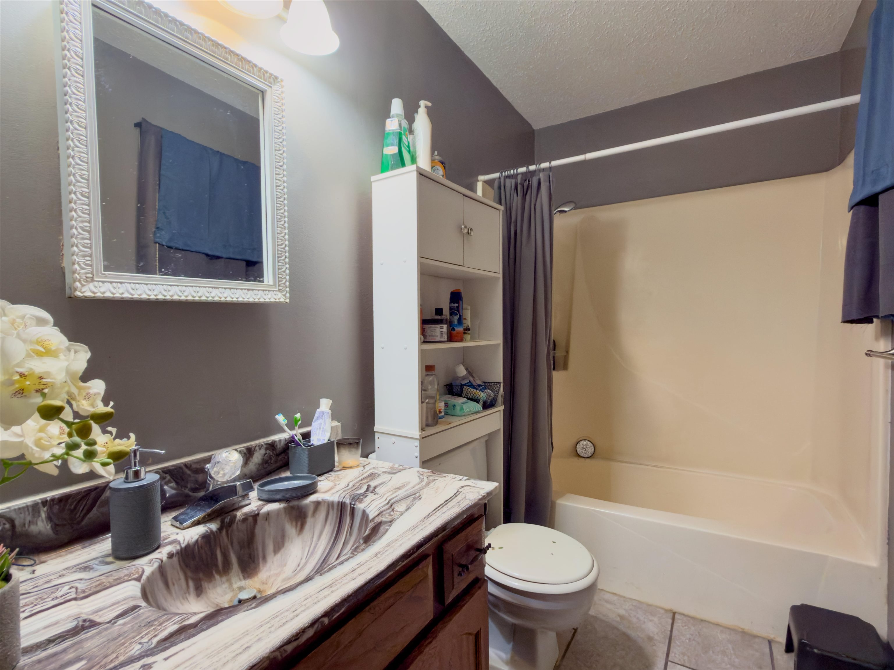 2123 W 37th Street, Kearney, Nebraska 68847, 4 Bedroom Bedrooms, ,3 BathroomBathrooms,Residential,for Sale,2123 W 37th Street,20261565