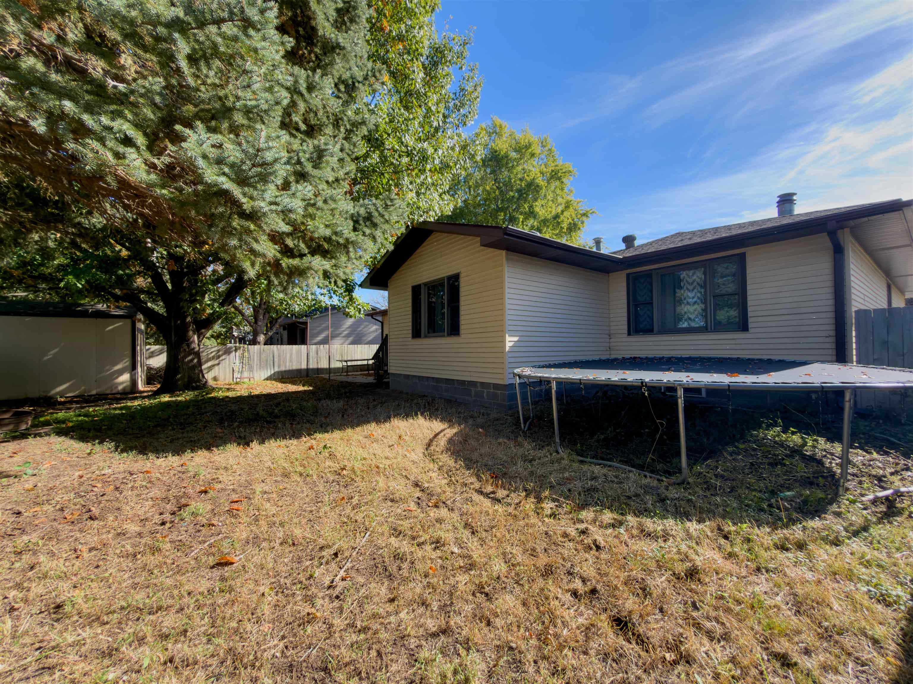 2123 W 37th Street, Kearney, Nebraska 68847, 4 Bedroom Bedrooms, ,3 BathroomBathrooms,Residential,for Sale,2123 W 37th Street,20261565
