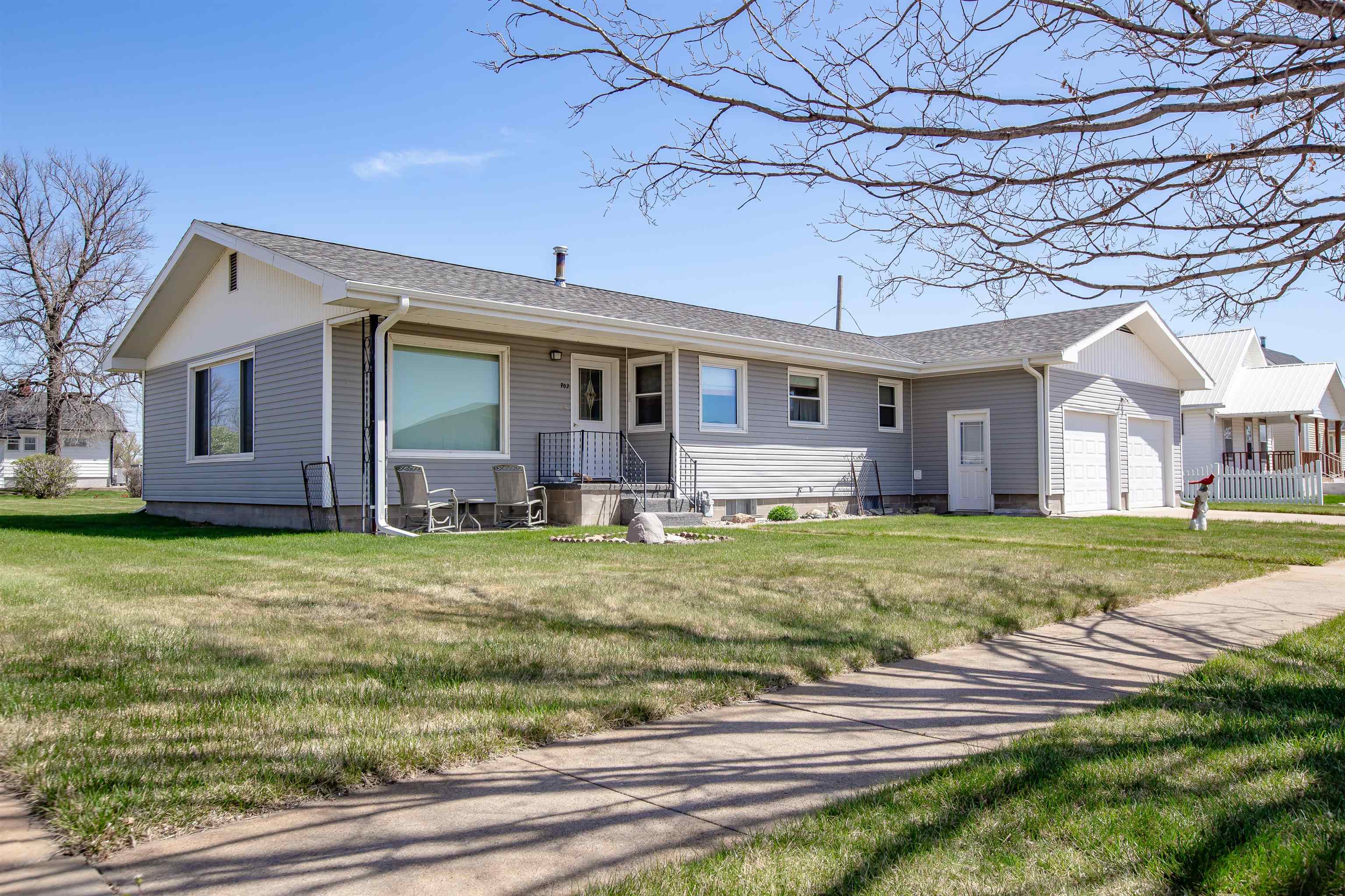 702 17th Avenue, Franklin, Nebraska 68939, 3 Bedrooms Bedrooms, ,2 BathroomsBathrooms,Residential,for Sale,702 17th Avenue,20250432