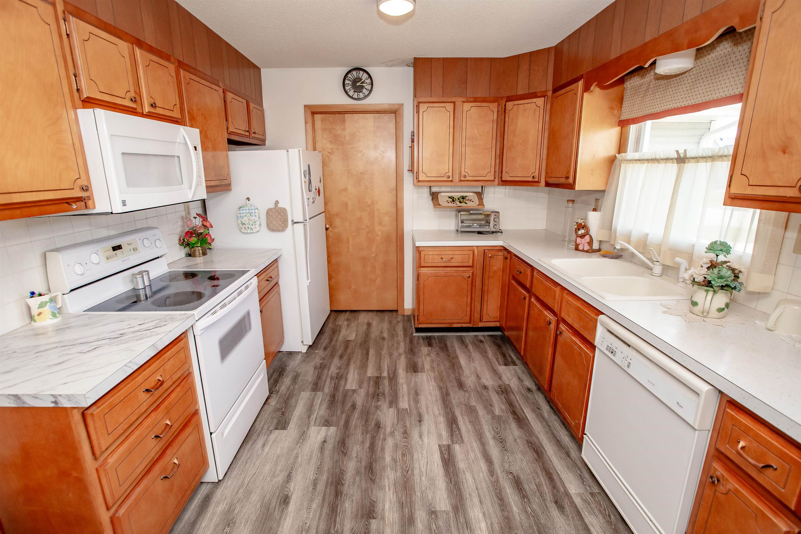 702 17th Avenue, Franklin, Nebraska 68939, 3 Bedrooms Bedrooms, ,2 BathroomsBathrooms,Residential,for Sale,702 17th Avenue,20250432
