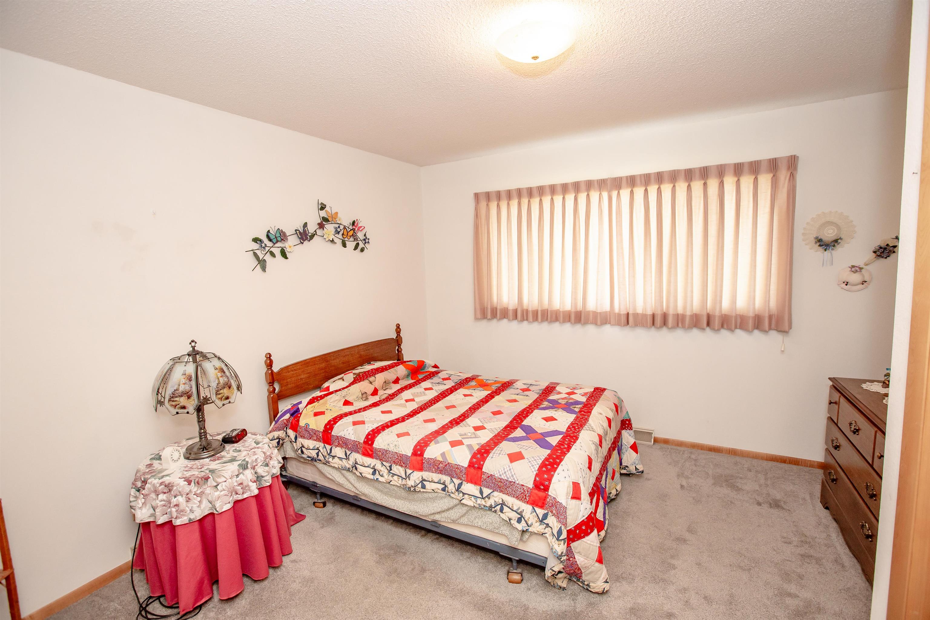 702 17th Avenue, Franklin, Nebraska 68939, 3 Bedrooms Bedrooms, ,2 BathroomsBathrooms,Residential,for Sale,702 17th Avenue,20250432