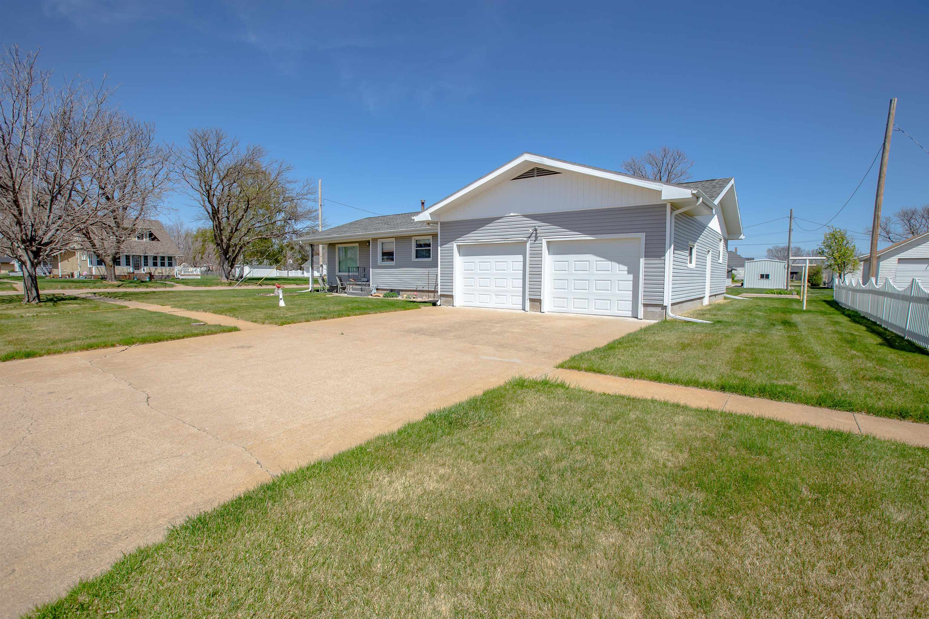 702 17th Avenue, Franklin, Nebraska 68939, 3 Bedrooms Bedrooms, ,2 BathroomsBathrooms,Residential,for Sale,702 17th Avenue,20250432