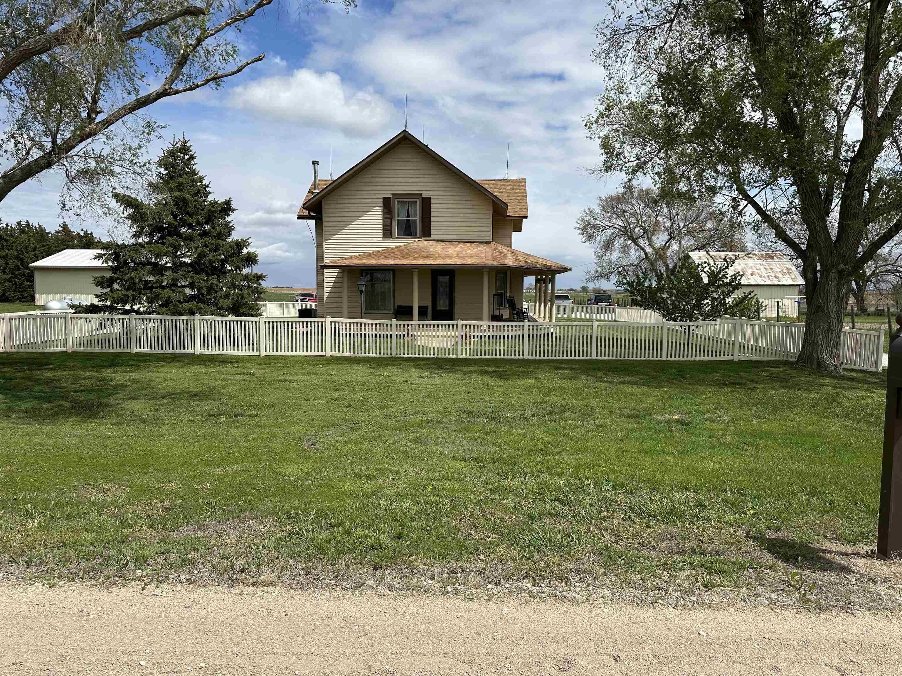 3000 N Wanda Avenue, Kenesaw, Nebraska 68956, 4 Bedrooms Bedrooms, ,2 BathroomsBathrooms,Residential,for Sale,3000 N Wanda Avenue,20250506