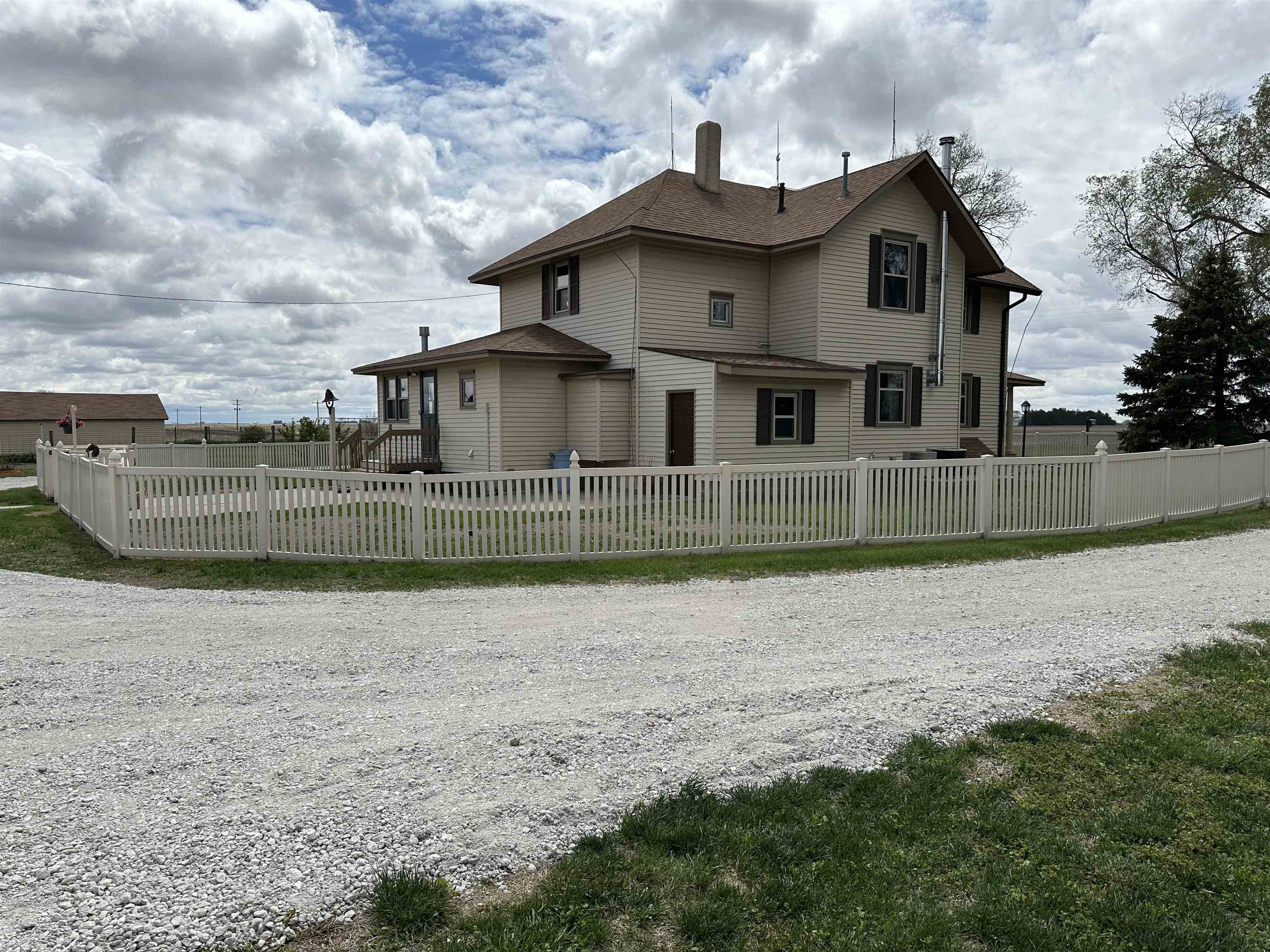 3000 N Wanda Avenue, Kenesaw, Nebraska 68956, 4 Bedrooms Bedrooms, ,2 BathroomsBathrooms,Residential,for Sale,3000 N Wanda Avenue,20250506